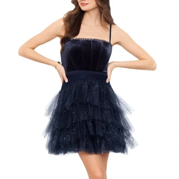 betsy and adam fit and flare dress Black One Shoulder Maxi Dress main image 0